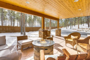 CO Springs Apartment in the Pines with Treehouse!